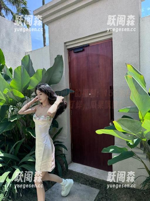 155黑料 ios用户的福利:155黑料官网陪你熬夜不打烊,瓜果飘香!