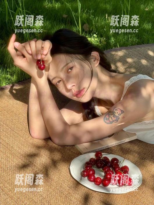51吃瓜中心 准备好了吗?51吃瓜中心分享图文并茂的“沸腾瓜”瞬间!