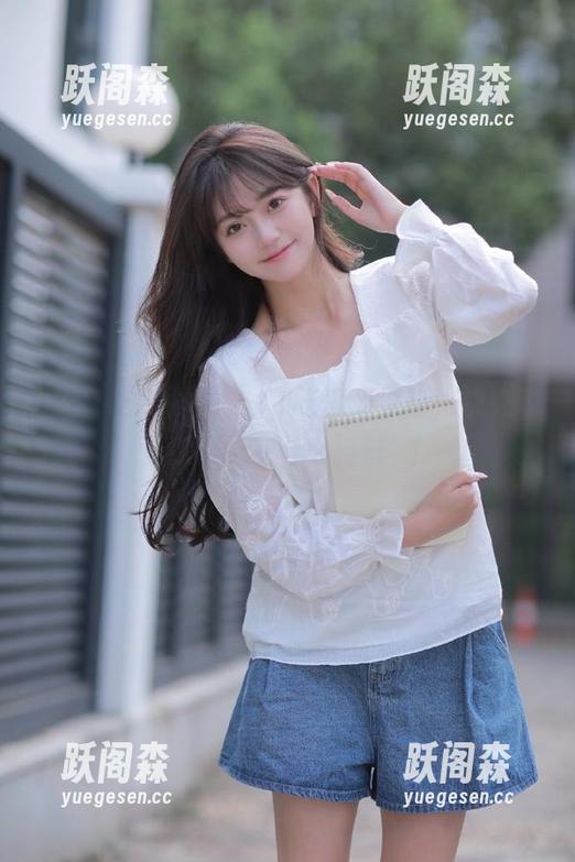 体验911吃瓜苹果版，快来看看瓜田里有什么新鲜筍！