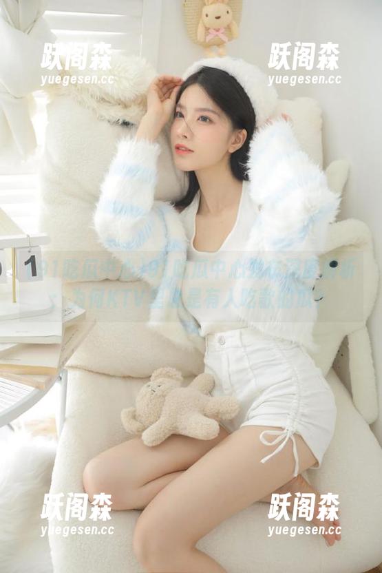 91吃瓜中心 91吃瓜中心发布深度解析:为何KTV里总是有人吃歌的瓜?