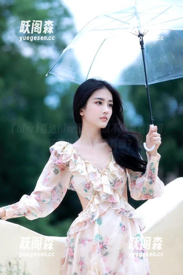 hlw 直达hlw里:吃瓜不仅要看热闹,还要领悟人生的真谛?