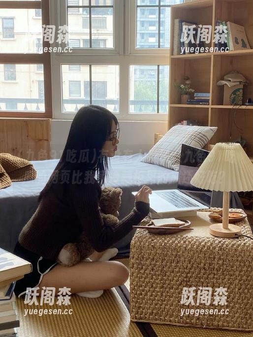 九色91吃瓜 有没有人发现,九色91吃瓜的网页比我家冷藏柜里的瓜还好吃?