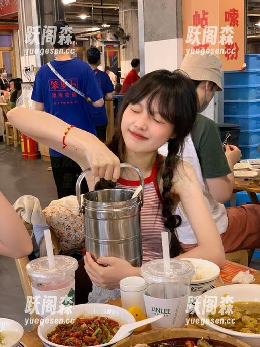 五一吃瓜网 五一吃瓜网的传送门:在这里,一切都是你的选择!