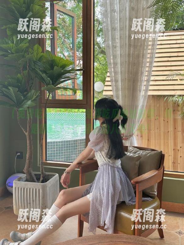 免费吃瓜 不知道免费吃瓜地址的你,真是错过了一个精彩的八卦天地!