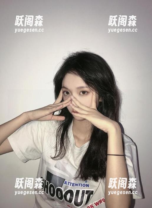 免费吃瓜 准备好瓜子了没?快来试试免费吃瓜app,绝对让你大吃一惊!