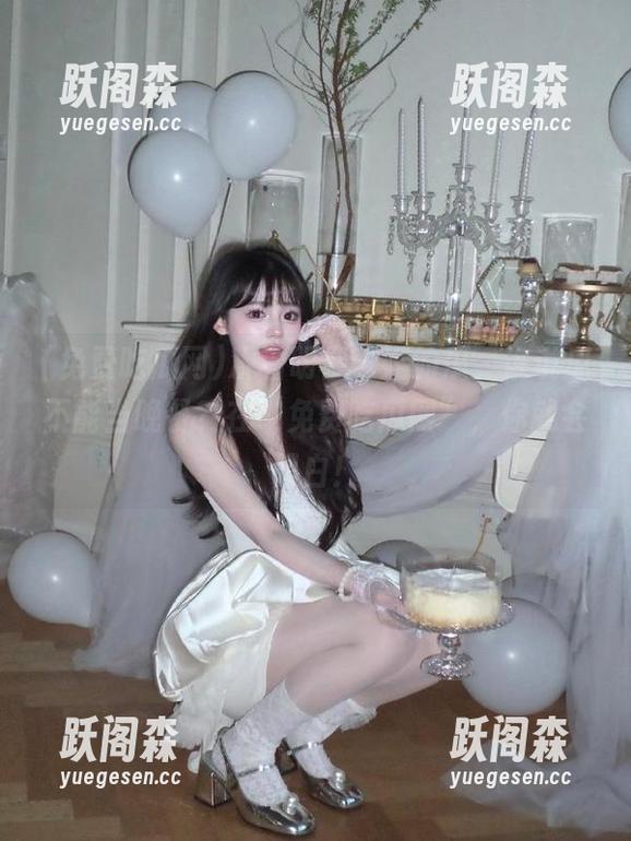 免费吃瓜网 观看明星离婚的瓜,谁说瓜不能当晚餐?在“免费吃瓜网”,你就会明白!