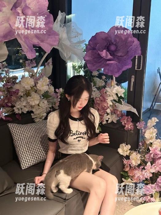 反差吃瓜 “反差吃瓜”下载指南,黑料事件数不胜数,晚上追剧的好伴侣!