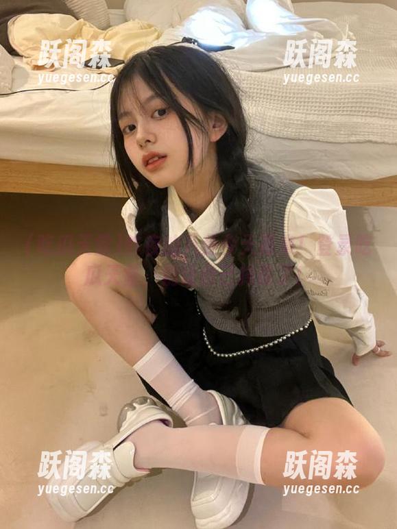 昨夜的八卦今天再来！登录吃瓜天堂，别让自己掉队了！
