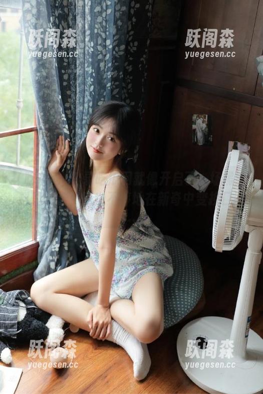 吃瓜网 登录吃瓜网就像开启了一场黑暗料理比赛,瓜也不停地在新奇中变换口味……
