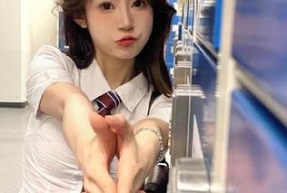 吃瓜网的安卓用户，快来看看“吃瓜在线”里的槽点都有哪些！