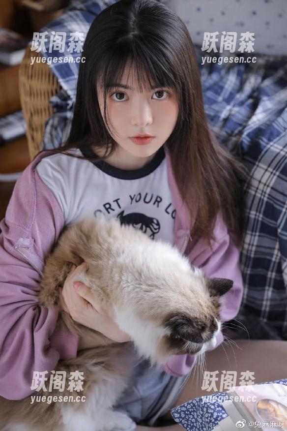 娱乐718 娱乐718的抖音网红直播,真是见证奇迹的地方!快来网址里感受一下吧!