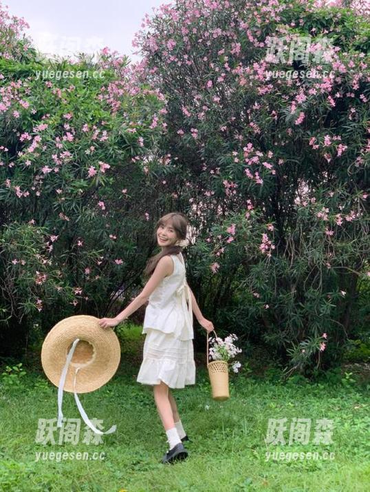 网曝吃瓜 翻开网曝吃瓜官网,我只想说,简直吃瓜到晕!