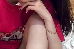 首页有毒，万里长征黑料不打烊说最新网站的瓜，比隔夜的榴莲还要香！