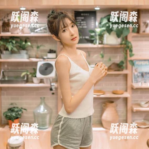 黑料不打烊 黑料不打烊,分享你不知道的网红明星翻车录,心疼夹心饼干……