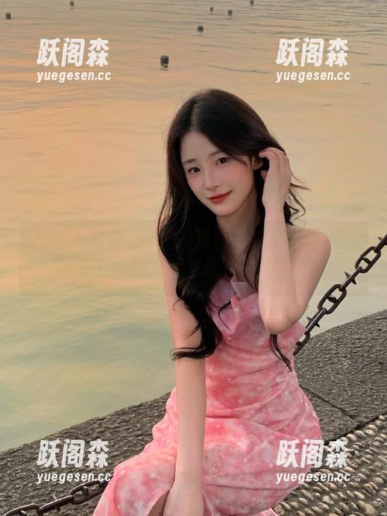黑料不打烊 转发!黑料不打烊su的网址刷新了我的三观,脸都怕不敢看!