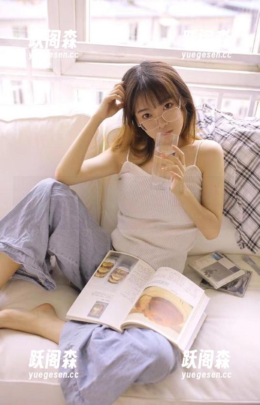 黑料正能量 把八卦放入耳朵,快速下载“91黑料正能量”,享受奇妙人生!