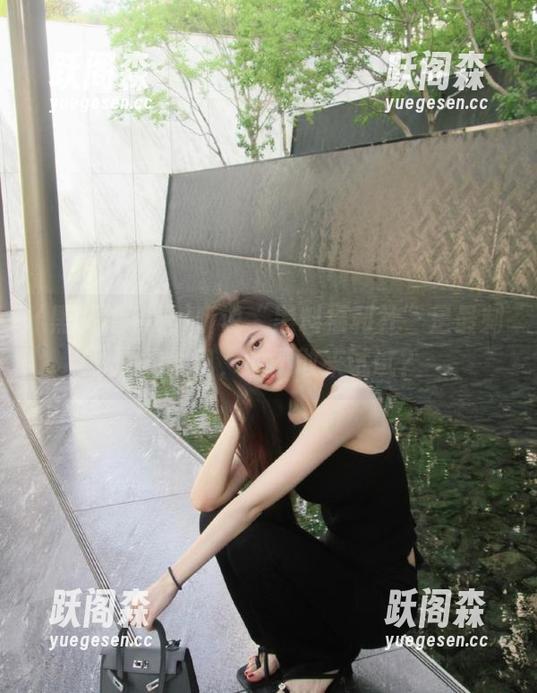 黑料福利社 听说“黑料福利社”是最刺激的入口,敢不敢来试试?